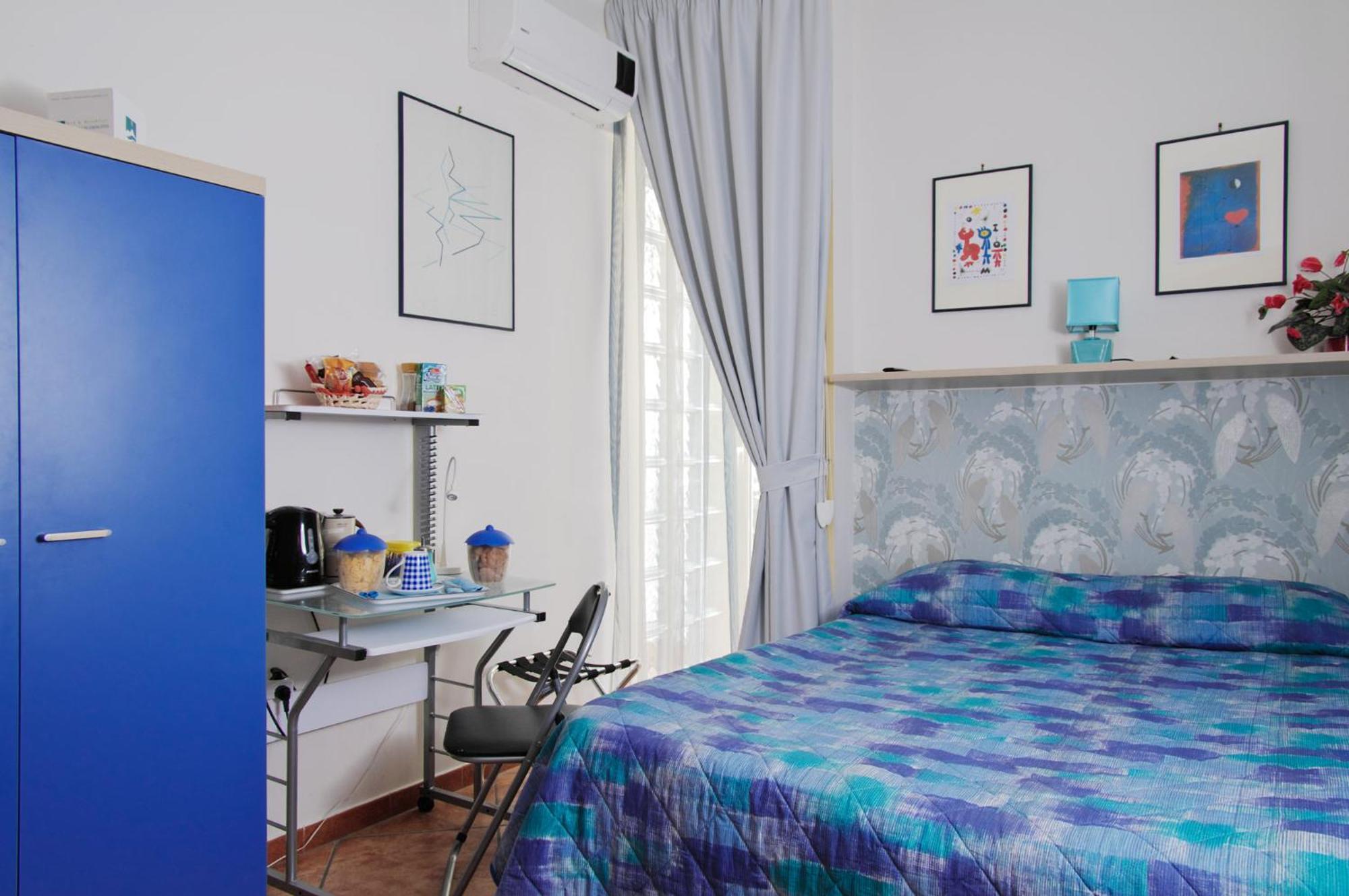 B&B Napoli Plebiscito Buitenkant foto