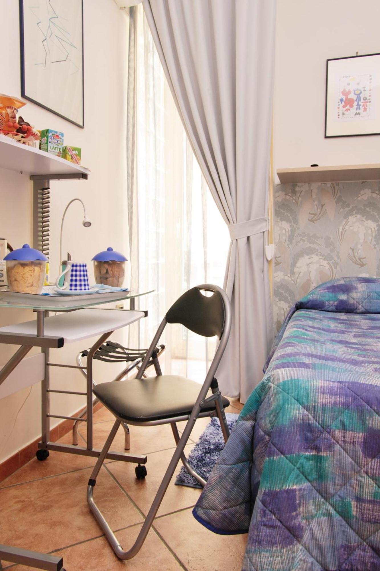B&B Napoli Plebiscito Buitenkant foto