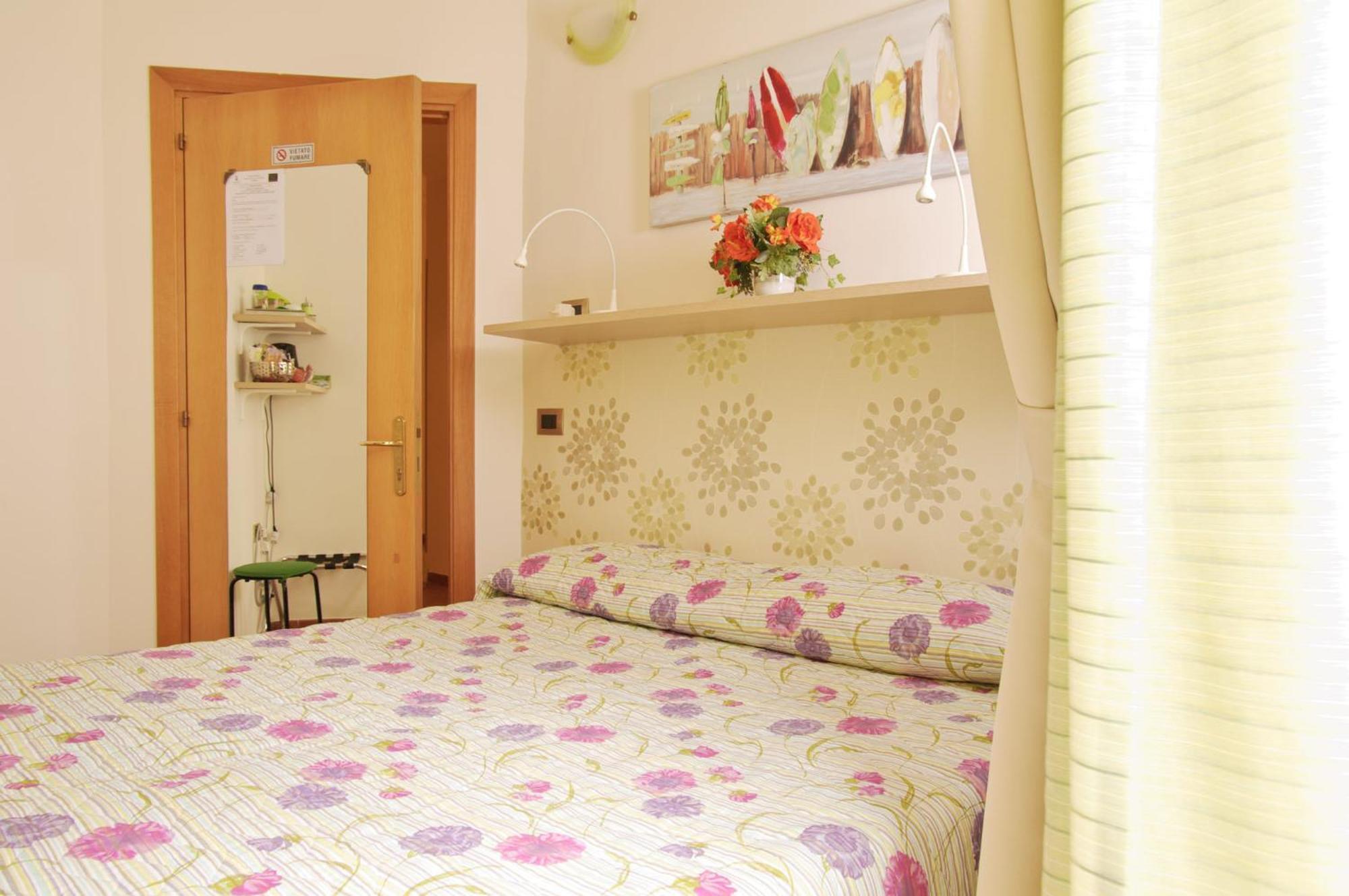 B&B Napoli Plebiscito Buitenkant foto