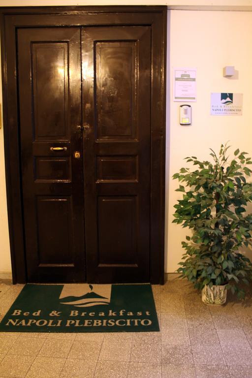 B&B Napoli Plebiscito Buitenkant foto