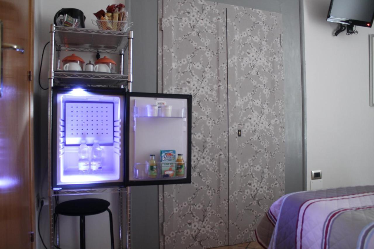 B&B Napoli Plebiscito Buitenkant foto